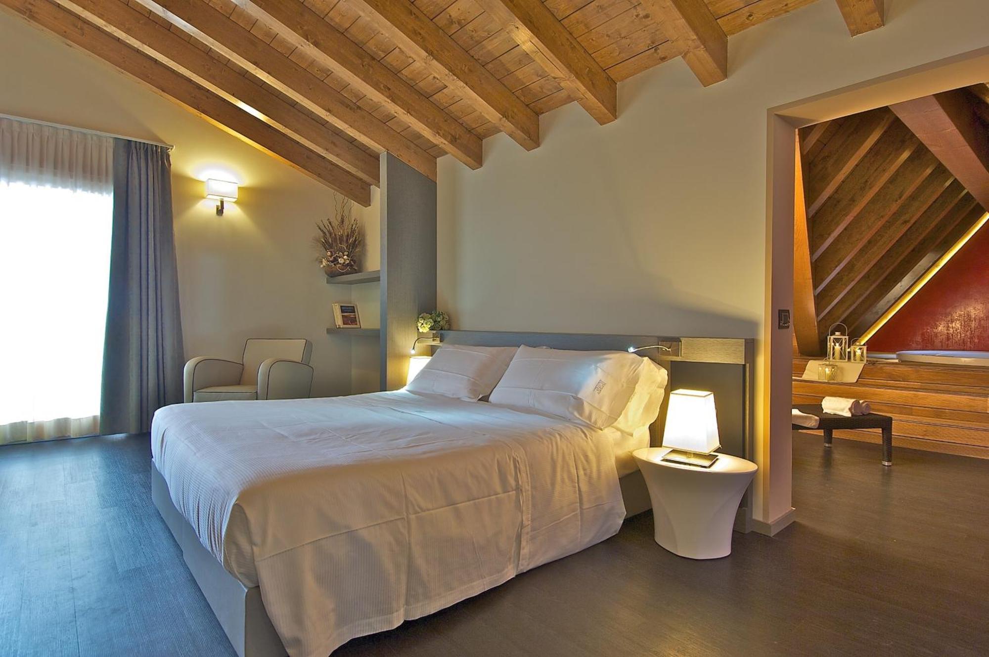 Harmony Suite Hotel Selvino Eksteriør billede
