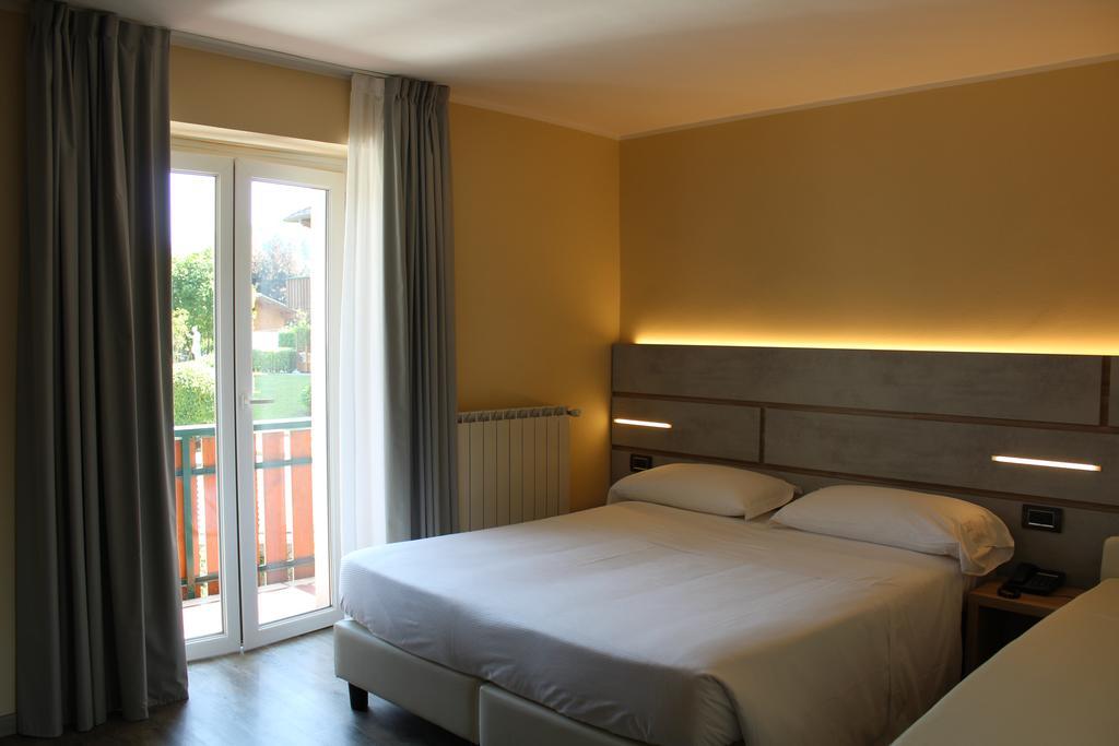 Harmony Suite Hotel Selvino Eksteriør billede