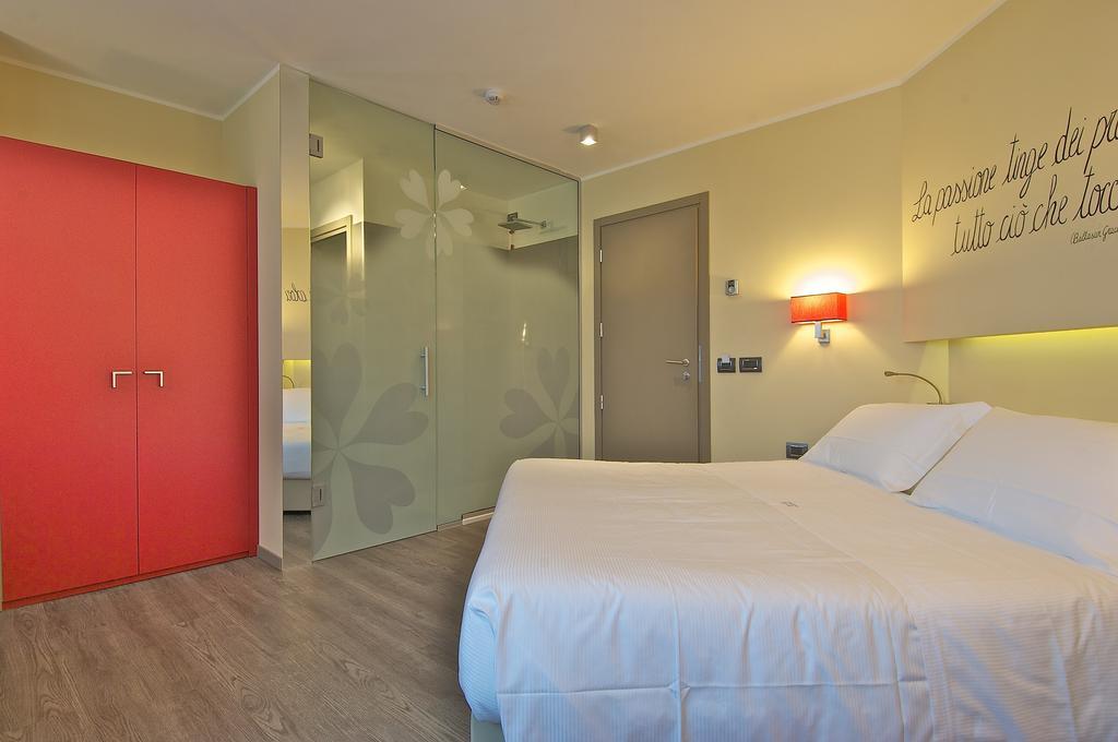 Harmony Suite Hotel Selvino Eksteriør billede